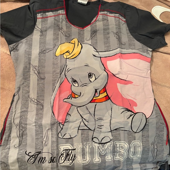 Disney Tops - Disney Dumbo gray scrub top